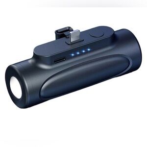 Bundle of two, USB-C Portable Power Bank with flashlight 5000mAh, NIB